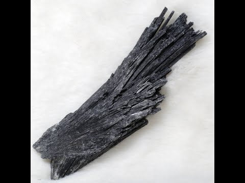 カイヤナイト 藍晶石 黒 ブラジル産3 Black Kyanite Brazil 原石 写真現物 動画あり