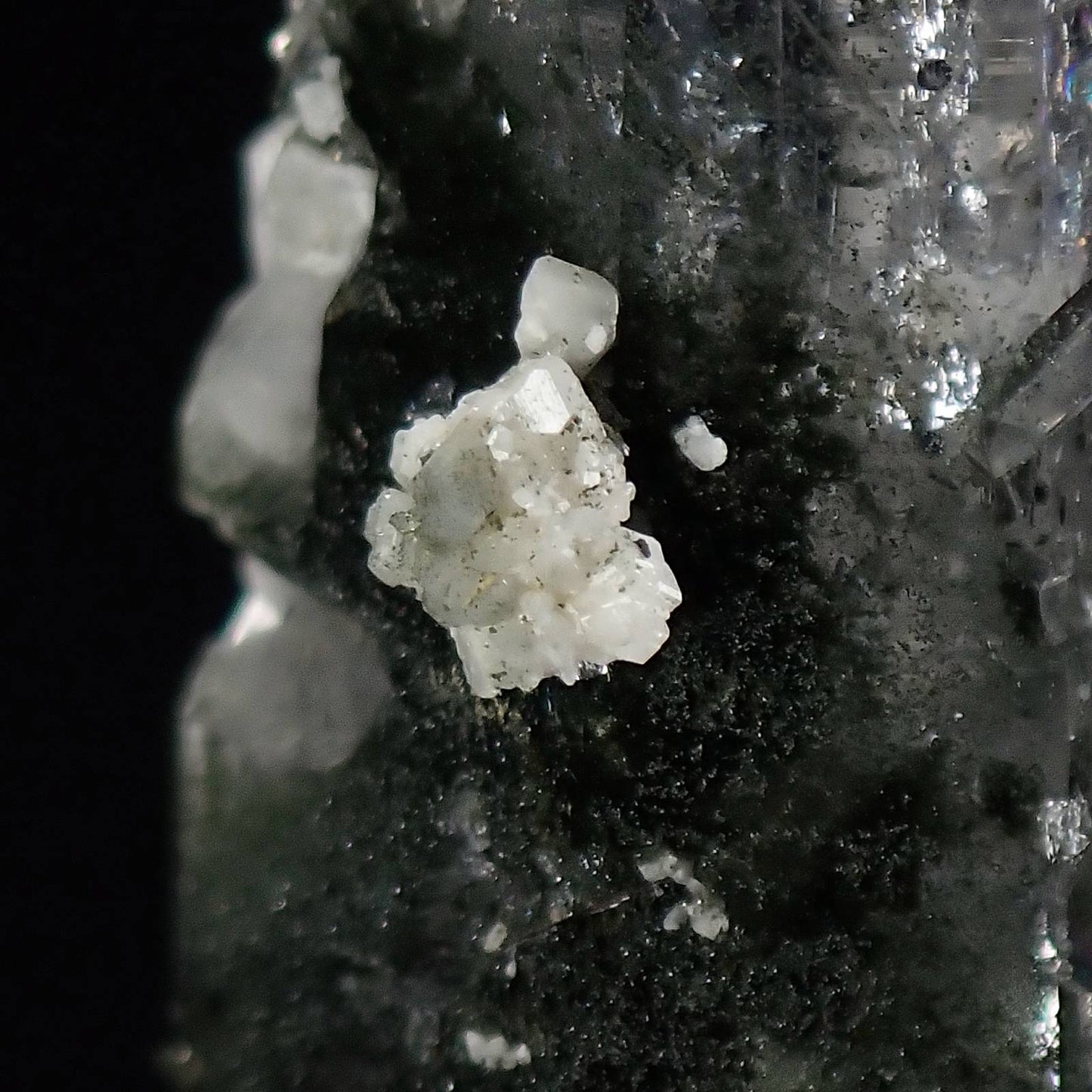 ガネーシュヒマール ヒマラヤ水晶1  Ganesh Himal Himalayan Crystal 原石 写真現物 動画あり